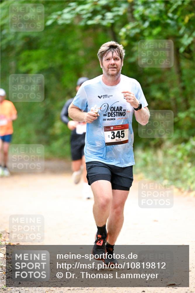11.10.2026 - Bramfelder Halbmarathon 2026 Dr. Thomas Lammeyer http://msf.ph/oto/10819812 11.10.2026 10:16:22 Laufen 10, 21, 35, 345 meine-sportfotos.de