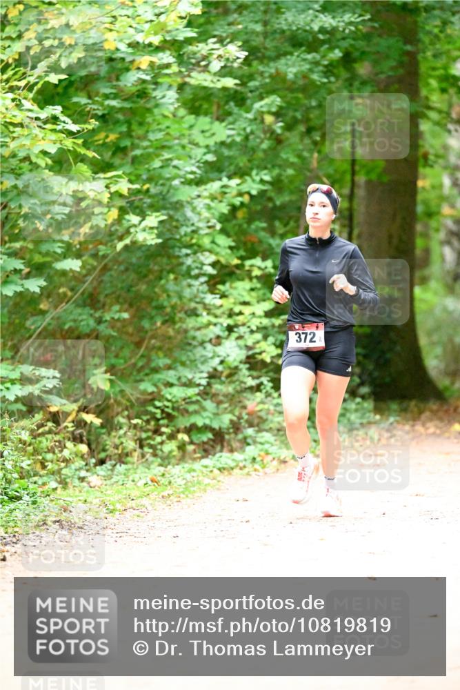 11.10.2026 - Bramfelder Halbmarathon 2026 Dr. Thomas Lammeyer http://msf.ph/oto/10819819 11.10.2026 10:16:51 Laufen 372 meine-sportfotos.de