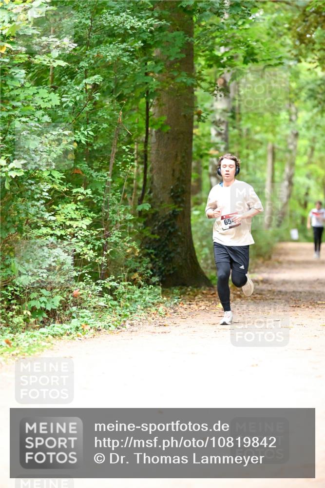 11.10.2026 - Bramfelder Halbmarathon 2026 Dr. Thomas Lammeyer http://msf.ph/oto/10819842 11.10.2026 10:17:09 Laufen  meine-sportfotos.de