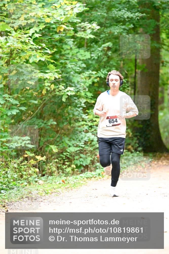 11.10.2026 - Bramfelder Halbmarathon 2026 Dr. Thomas Lammeyer http://msf.ph/oto/10819861 11.10.2026 10:17:12 Laufen 654 meine-sportfotos.de