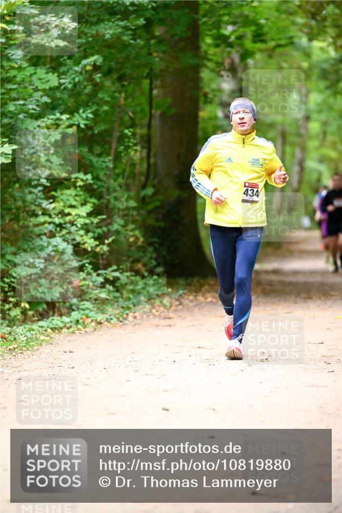 11.10.2026 - Bramfelder Halbmarathon 2026 Dr. Thomas Lammeyer http://msf.ph/oto/10819880 11.10.2026 10:17:39 Laufen 434 meine-sportfotos.de