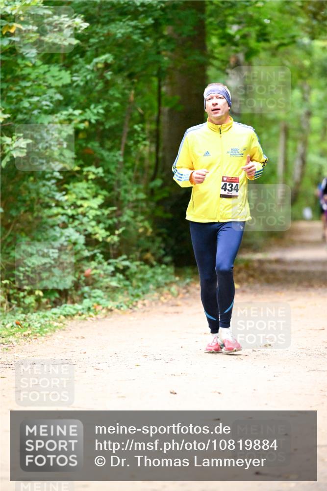 11.10.2026 - Bramfelder Halbmarathon 2026 Dr. Thomas Lammeyer http://msf.ph/oto/10819884 11.10.2026 10:17:39 Laufen 434 meine-sportfotos.de