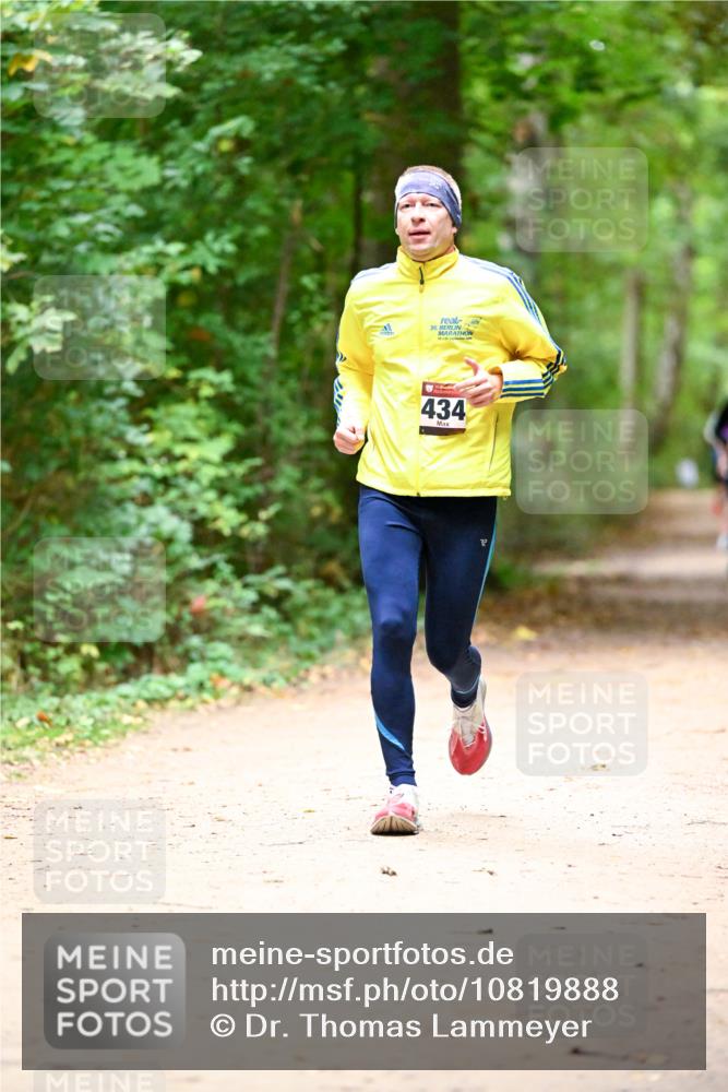 11.10.2026 - Bramfelder Halbmarathon 2026 Dr. Thomas Lammeyer http://msf.ph/oto/10819888 11.10.2026 10:17:40 Laufen 36, 434 meine-sportfotos.de