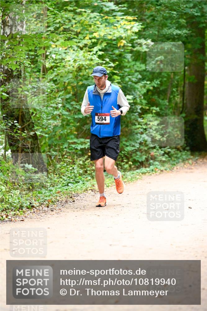 11.10.2026 - Bramfelder Halbmarathon 2026 Dr. Thomas Lammeyer http://msf.ph/oto/10819940 11.10.2026 10:18:00 Laufen 594 meine-sportfotos.de