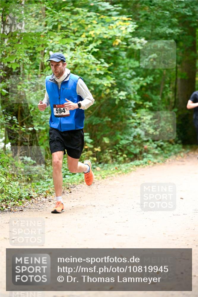 11.10.2026 - Bramfelder Halbmarathon 2026 Dr. Thomas Lammeyer http://msf.ph/oto/10819945 11.10.2026 10:18:01 Laufen 594 meine-sportfotos.de