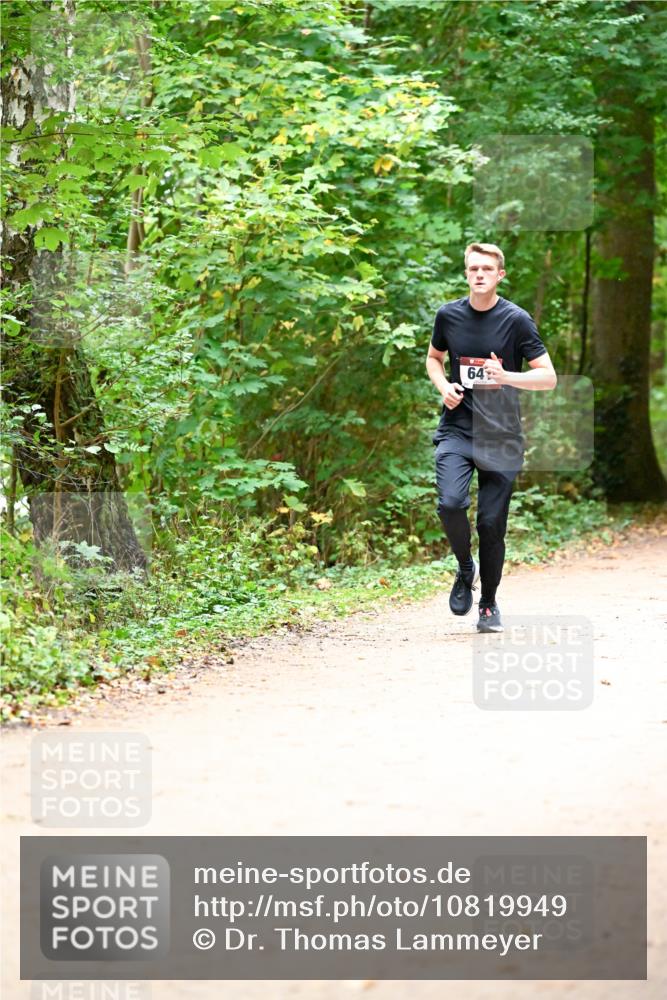 11.10.2026 - Bramfelder Halbmarathon 2026 Dr. Thomas Lammeyer http://msf.ph/oto/10819949 11.10.2026 10:18:03 Laufen 64 meine-sportfotos.de