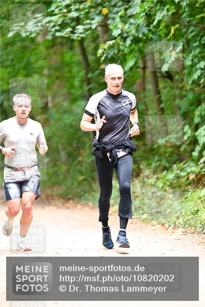 11.10.2026 - Bramfelder Halbmarathon 2026 Dr. Thomas Lammeyer http://msf.ph/oto/10820202 11.10.2026 10:20:07 Laufen  meine-sportfotos.de