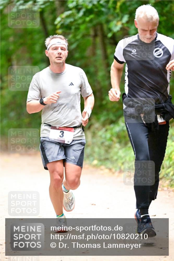 11.10.2026 - Bramfelder Halbmarathon 2026 Dr. Thomas Lammeyer http://msf.ph/oto/10820210 11.10.2026 10:20:09 Laufen 3, 61, 2005 meine-sportfotos.de