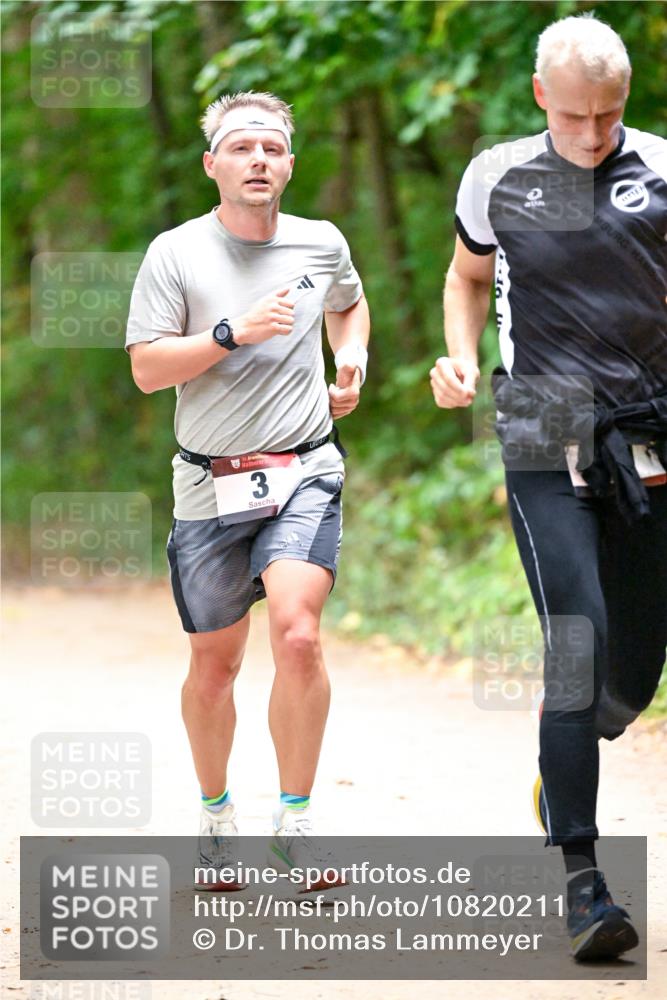 11.10.2026 - Bramfelder Halbmarathon 2026 Dr. Thomas Lammeyer http://msf.ph/oto/10820211 11.10.2026 10:20:09 Laufen 3 meine-sportfotos.de