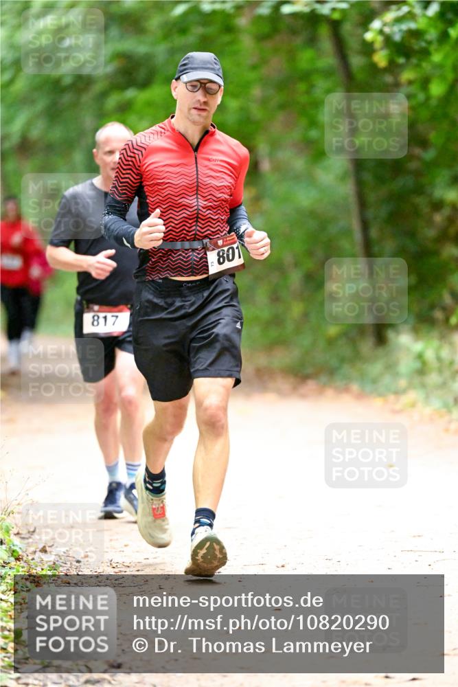 11.10.2026 - Bramfelder Halbmarathon 2026 Dr. Thomas Lammeyer http://msf.ph/oto/10820290 11.10.2026 10:20:41 Laufen 817, 801 meine-sportfotos.de