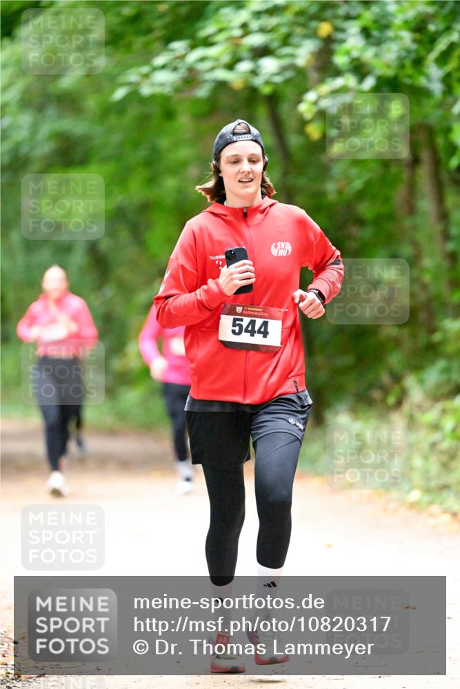 11.10.2026 - Bramfelder Halbmarathon 2026 Dr. Thomas Lammeyer http://msf.ph/oto/10820317 11.10.2026 10:20:49 Laufen 544 meine-sportfotos.de
