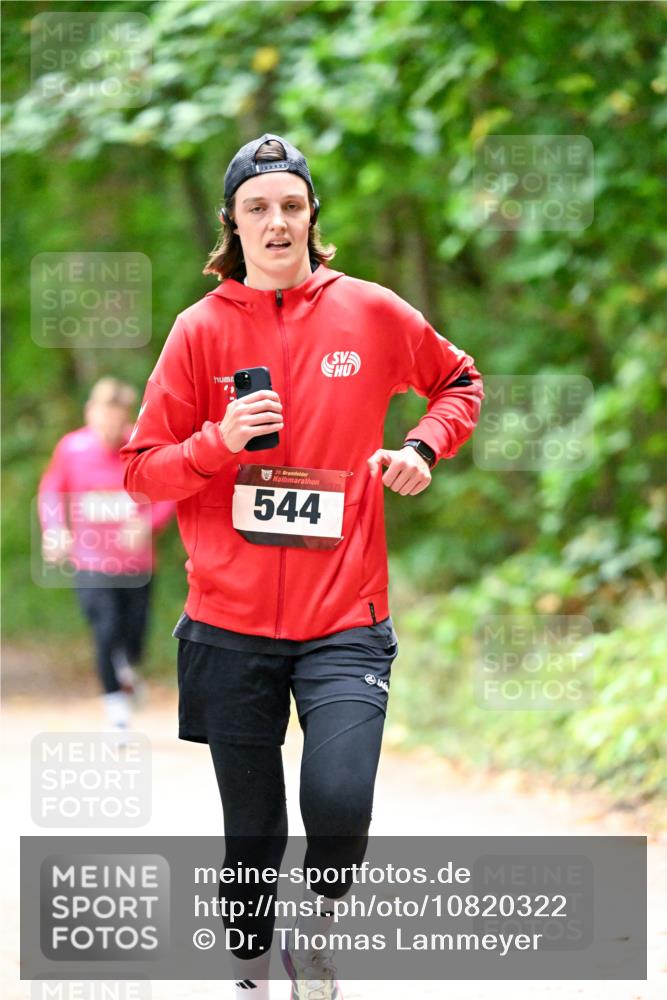 11.10.2026 - Bramfelder Halbmarathon 2026 Dr. Thomas Lammeyer http://msf.ph/oto/10820322 11.10.2026 10:20:50 Laufen 88990, 35, 544 meine-sportfotos.de