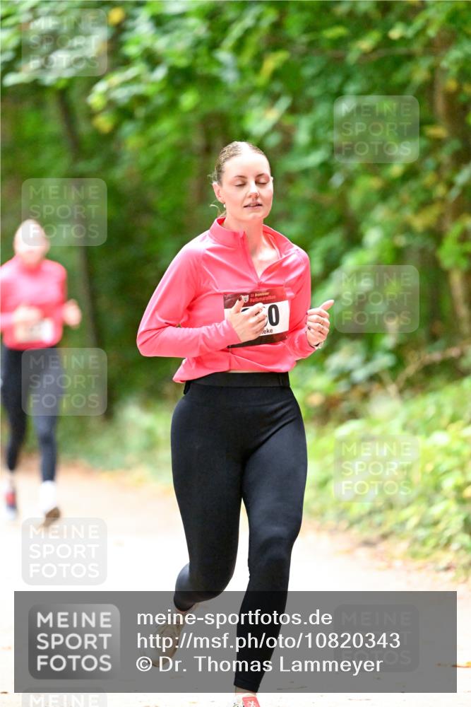 11.10.2026 - Bramfelder Halbmarathon 2026 Dr. Thomas Lammeyer http://msf.ph/oto/10820343 11.10.2026 10:20:55 Laufen 35, 0 meine-sportfotos.de