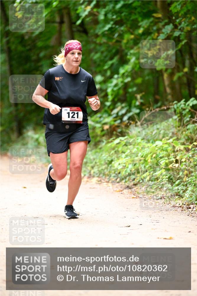 11.10.2026 - Bramfelder Halbmarathon 2026 Dr. Thomas Lammeyer http://msf.ph/oto/10820362 11.10.2026 10:21:00 Laufen 298, 5, 121 meine-sportfotos.de