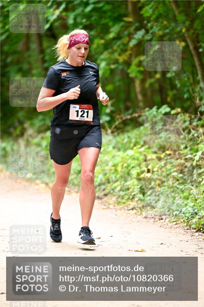 11.10.2026 - Bramfelder Halbmarathon 2026 Dr. Thomas Lammeyer http://msf.ph/oto/10820366 11.10.2026 10:21:00 Laufen 298, 35, 121 meine-sportfotos.de
