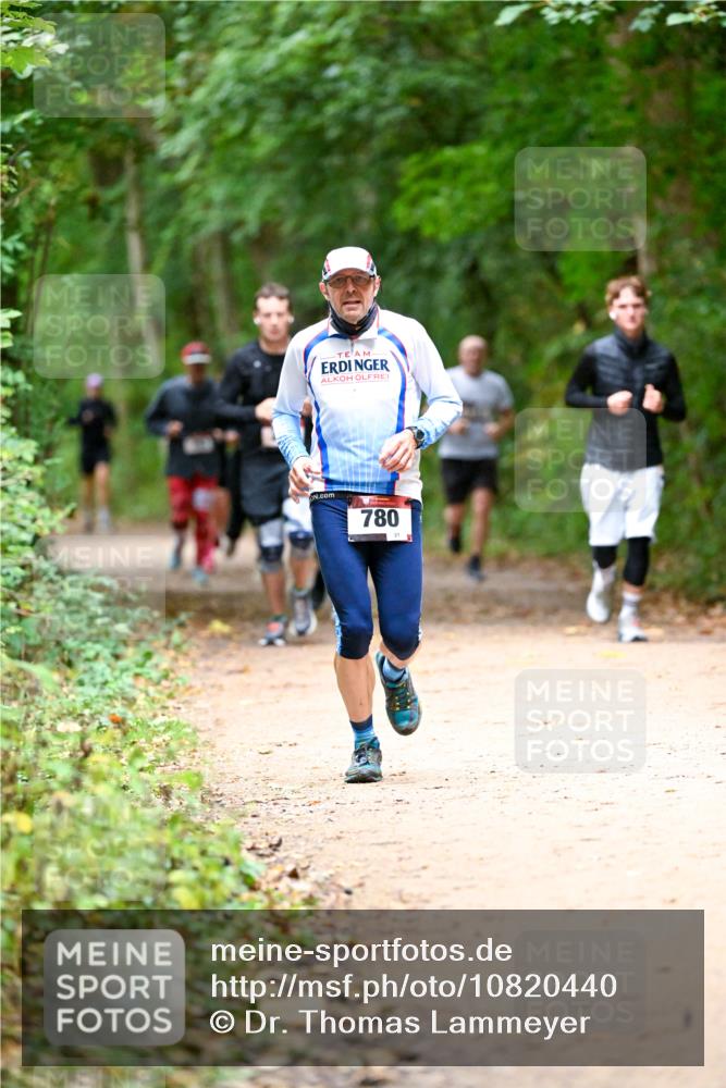 11.10.2026 - Bramfelder Halbmarathon 2026 Dr. Thomas Lammeyer http://msf.ph/oto/10820440 11.10.2026 10:21:32 Laufen 780 meine-sportfotos.de