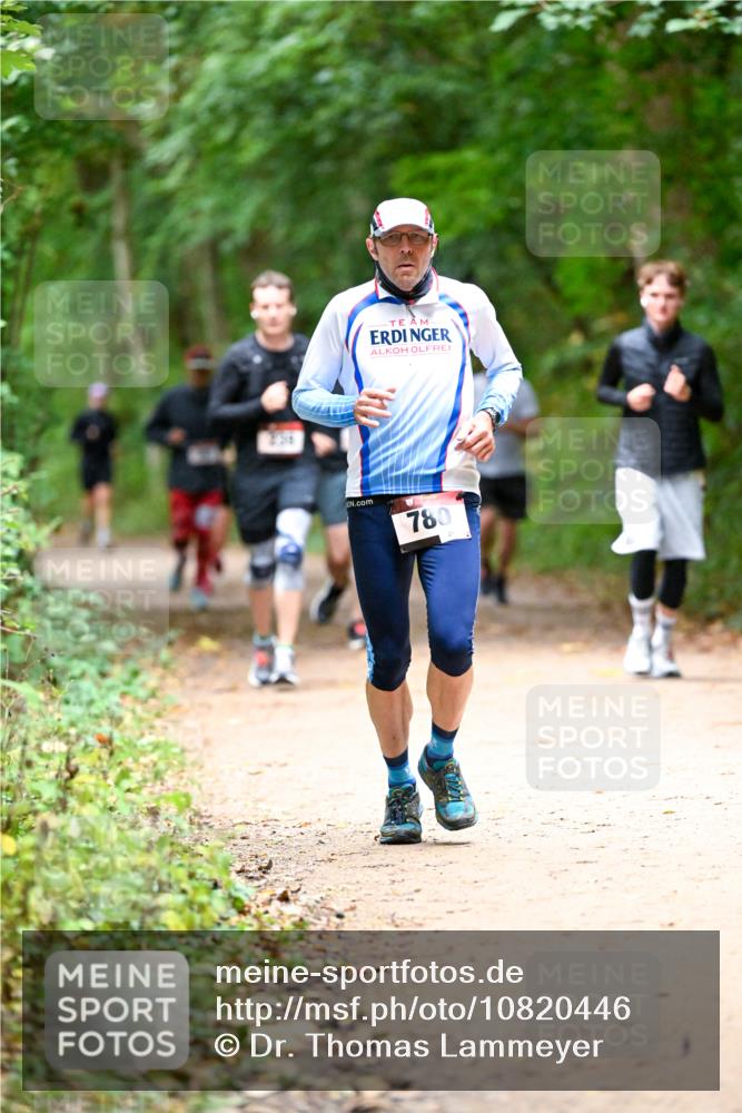 11.10.2026 - Bramfelder Halbmarathon 2026 Dr. Thomas Lammeyer http://msf.ph/oto/10820446 11.10.2026 10:21:33 Laufen 780 meine-sportfotos.de