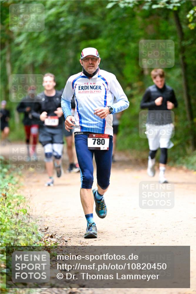 11.10.2026 - Bramfelder Halbmarathon 2026 Dr. Thomas Lammeyer http://msf.ph/oto/10820450 11.10.2026 10:21:33 Laufen 15, 780, 21 meine-sportfotos.de
