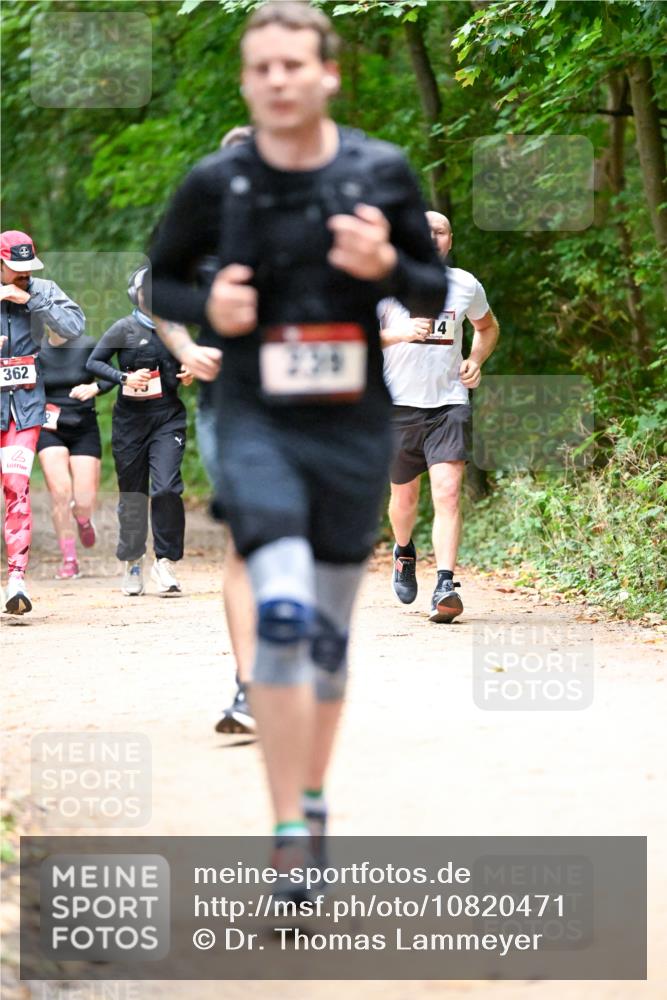 11.10.2026 - Bramfelder Halbmarathon 2026 Dr. Thomas Lammeyer http://msf.ph/oto/10820471 11.10.2026 10:21:38 Laufen 362 meine-sportfotos.de