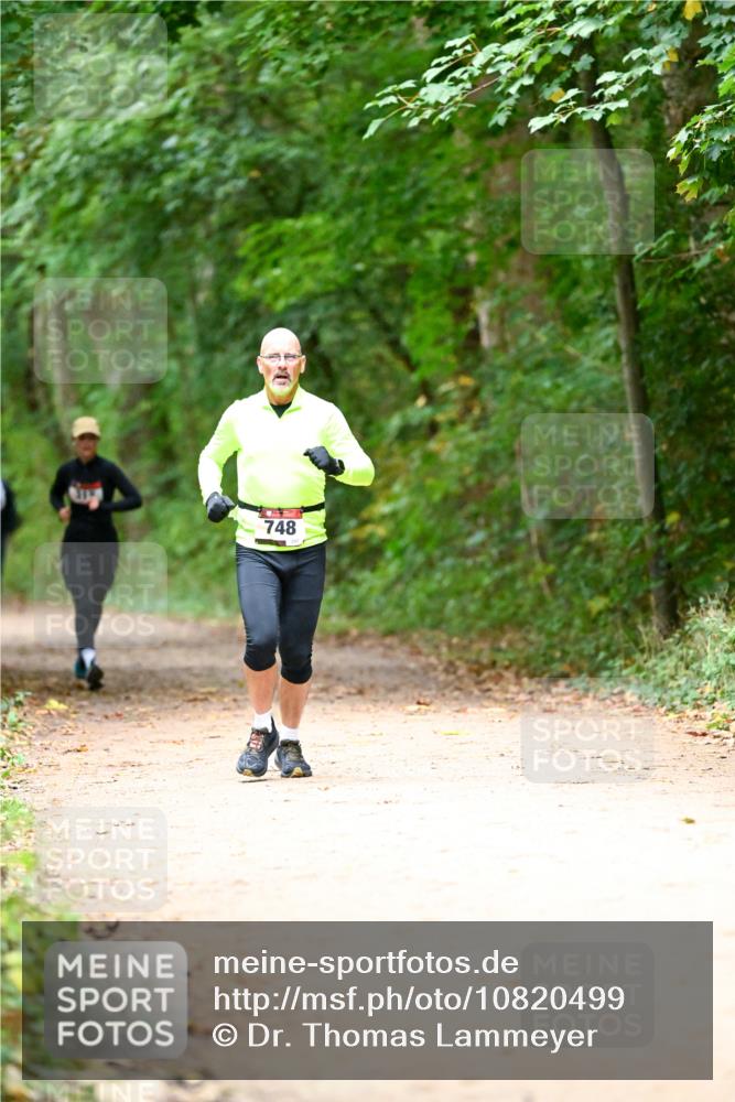 11.10.2026 - Bramfelder Halbmarathon 2026 Dr. Thomas Lammeyer http://msf.ph/oto/10820499 11.10.2026 10:21:53 Laufen 748 meine-sportfotos.de