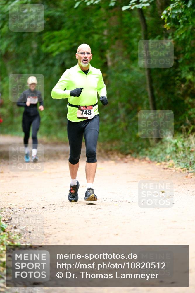 11.10.2026 - Bramfelder Halbmarathon 2026 Dr. Thomas Lammeyer http://msf.ph/oto/10820512 11.10.2026 10:21:54 Laufen 748, 257 meine-sportfotos.de