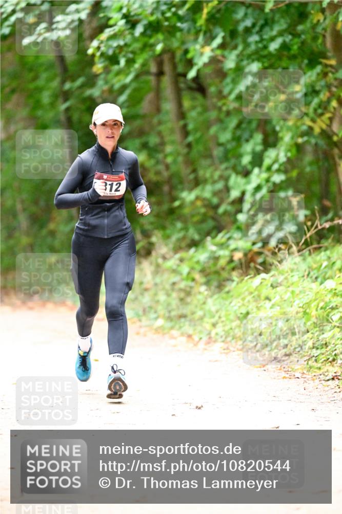 11.10.2026 - Bramfelder Halbmarathon 2026 Dr. Thomas Lammeyer http://msf.ph/oto/10820544 11.10.2026 10:21:59 Laufen 312 meine-sportfotos.de