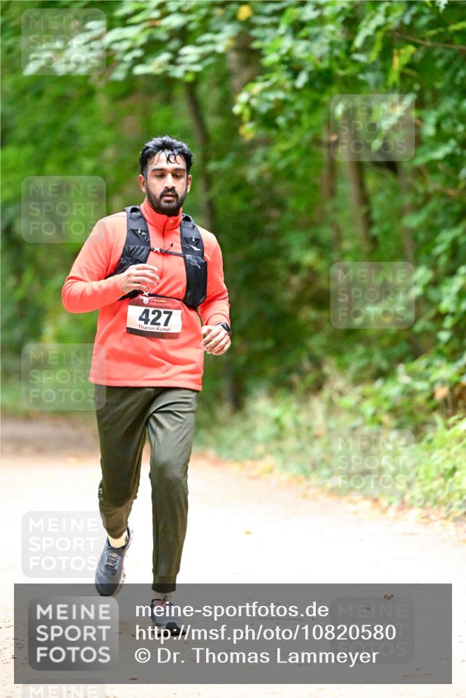 11.10.2026 - Bramfelder Halbmarathon 2026 Dr. Thomas Lammeyer http://msf.ph/oto/10820580 11.10.2026 10:22:10 Laufen 10, 427 meine-sportfotos.de