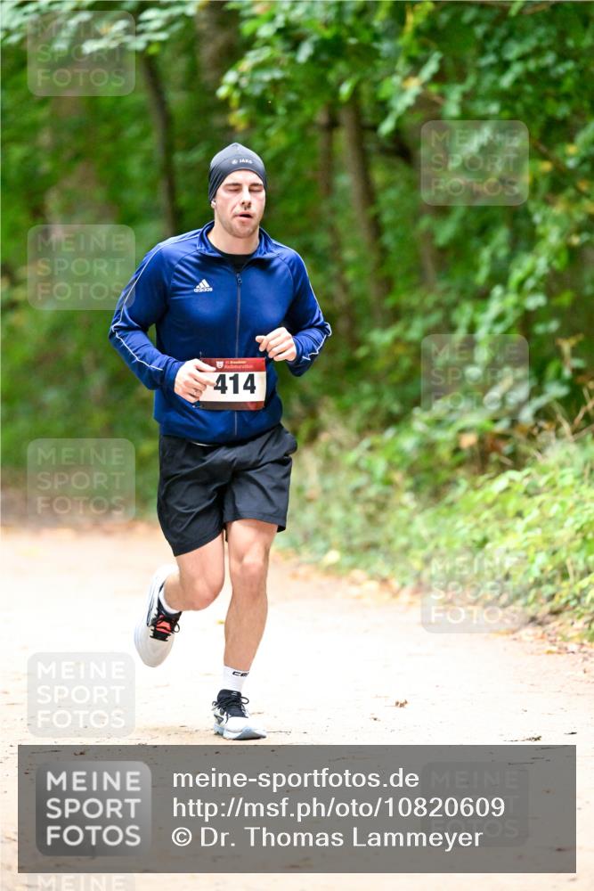 11.10.2026 - Bramfelder Halbmarathon 2026 Dr. Thomas Lammeyer http://msf.ph/oto/10820609 11.10.2026 10:22:19 Laufen 414 meine-sportfotos.de