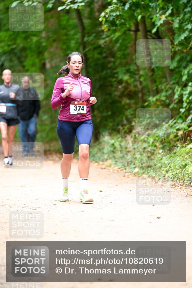 11.10.2026 - Bramfelder Halbmarathon 2026 Dr. Thomas Lammeyer http://msf.ph/oto/10820619 11.10.2026 10:22:23 Laufen 374, 82 meine-sportfotos.de