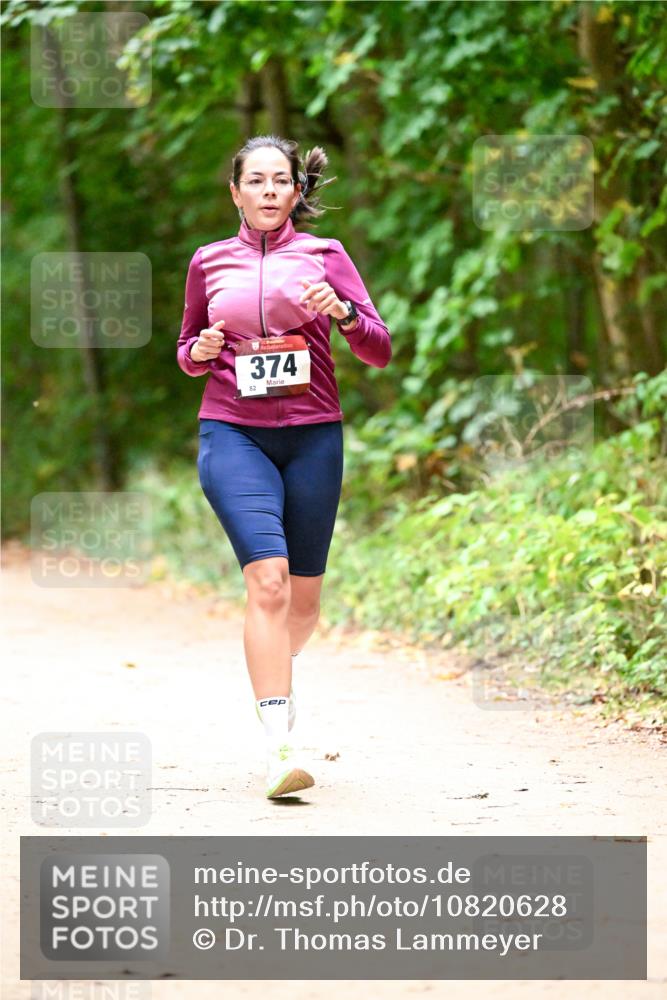 11.10.2026 - Bramfelder Halbmarathon 2026 Dr. Thomas Lammeyer http://msf.ph/oto/10820628 11.10.2026 10:22:25 Laufen 374, 82 meine-sportfotos.de