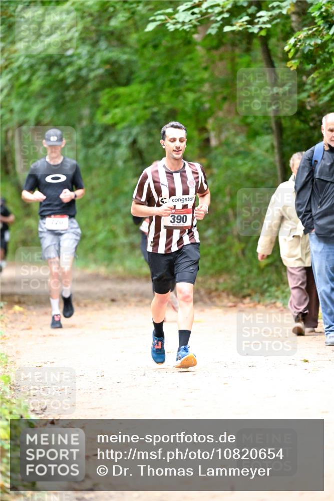 11.10.2026 - Bramfelder Halbmarathon 2026 Dr. Thomas Lammeyer http://msf.ph/oto/10820654 11.10.2026 10:22:36 Laufen 720, 390 meine-sportfotos.de