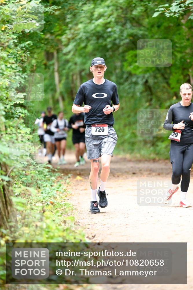 11.10.2026 - Bramfelder Halbmarathon 2026 Dr. Thomas Lammeyer http://msf.ph/oto/10820658 11.10.2026 10:22:38 Laufen 720, 29, 999 meine-sportfotos.de