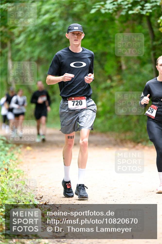11.10.2026 - Bramfelder Halbmarathon 2026 Dr. Thomas Lammeyer http://msf.ph/oto/10820670 11.10.2026 10:22:39 Laufen 720, 999, 29 meine-sportfotos.de
