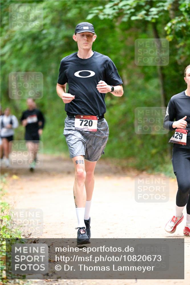 11.10.2026 - Bramfelder Halbmarathon 2026 Dr. Thomas Lammeyer http://msf.ph/oto/10820673 11.10.2026 10:22:40 Laufen 720, 29, 999 meine-sportfotos.de