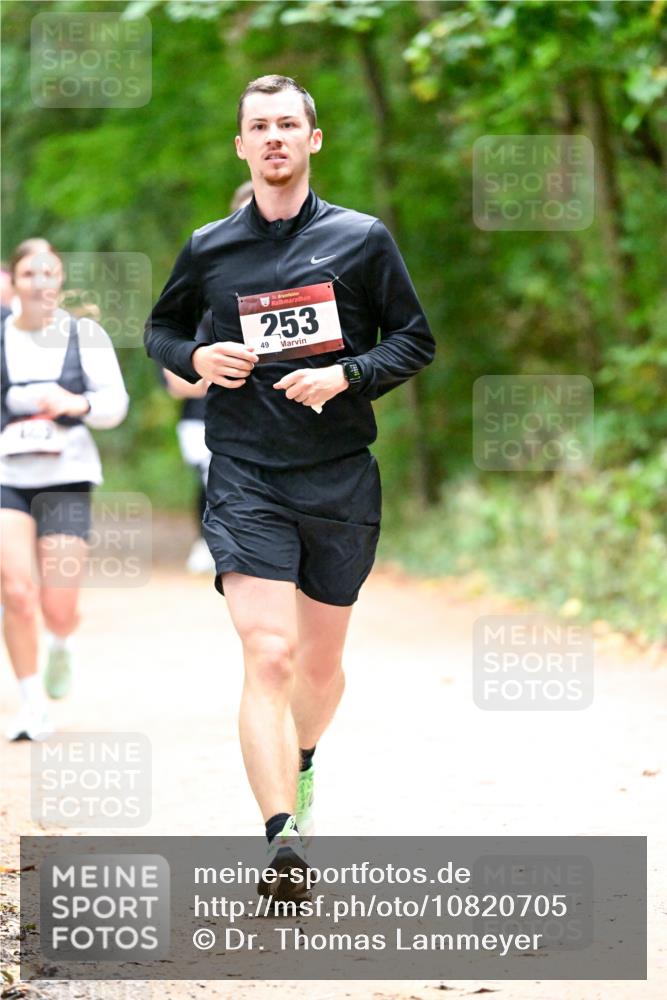 11.10.2026 - Bramfelder Halbmarathon 2026 Dr. Thomas Lammeyer http://msf.ph/oto/10820705 11.10.2026 10:22:48 Laufen 35, 253, 49 meine-sportfotos.de