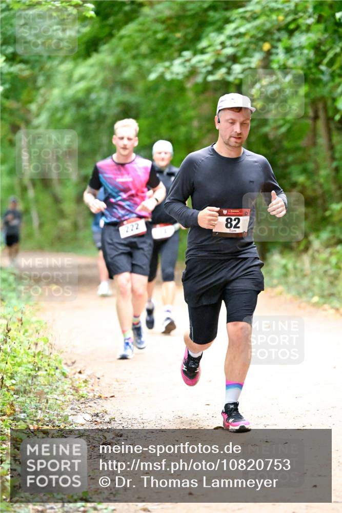 11.10.2026 - Bramfelder Halbmarathon 2026 Dr. Thomas Lammeyer http://msf.ph/oto/10820753 11.10.2026 10:23:02 Laufen 222, 82 meine-sportfotos.de