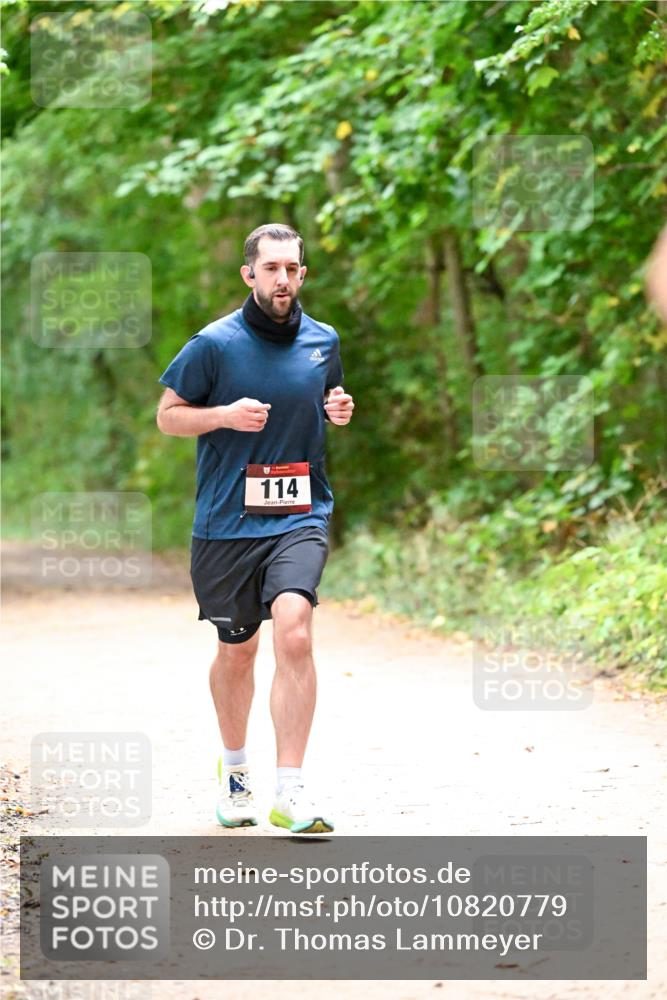 11.10.2026 - Bramfelder Halbmarathon 2026 Dr. Thomas Lammeyer http://msf.ph/oto/10820779 11.10.2026 10:23:07 Laufen 114 meine-sportfotos.de