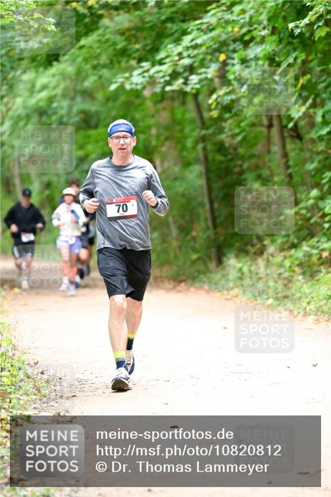 11.10.2026 - Bramfelder Halbmarathon 2026 Dr. Thomas Lammeyer http://msf.ph/oto/10820812 11.10.2026 10:23:15 Laufen 70 meine-sportfotos.de