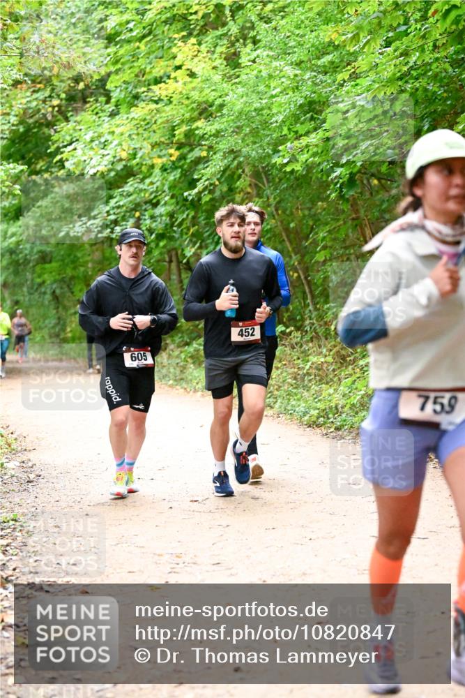 11.10.2026 - Bramfelder Halbmarathon 2026 Dr. Thomas Lammeyer http://msf.ph/oto/10820847 11.10.2026 10:23:24 Laufen 605, 452, 759 meine-sportfotos.de