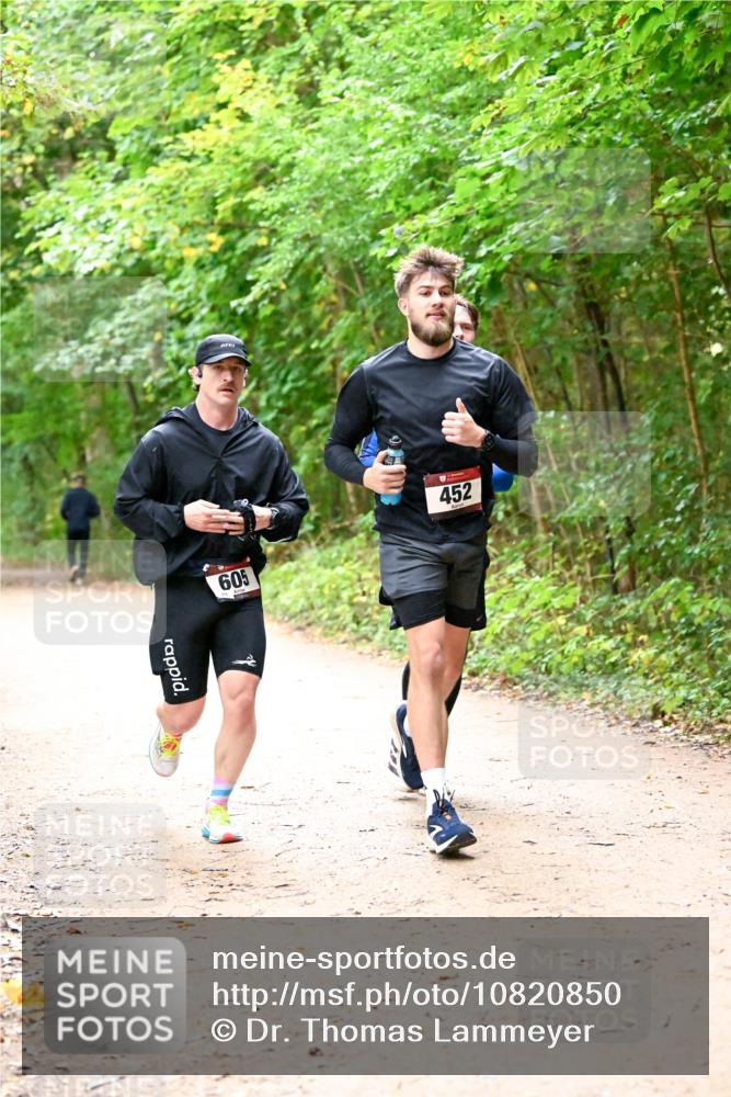 11.10.2026 - Bramfelder Halbmarathon 2026 Dr. Thomas Lammeyer http://msf.ph/oto/10820850 11.10.2026 10:23:24 Laufen 605, 452 meine-sportfotos.de