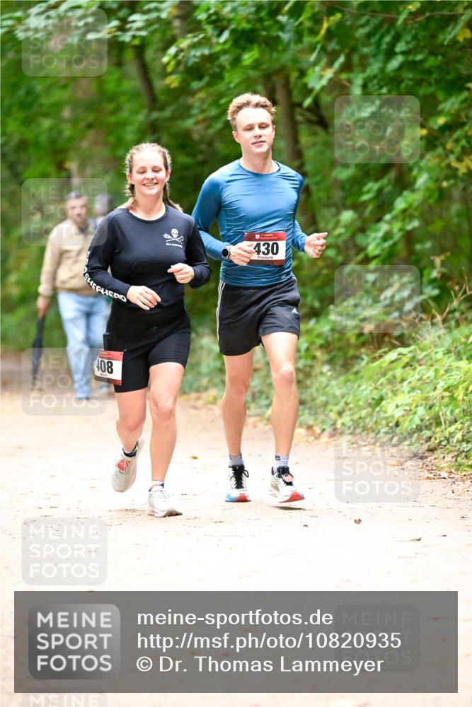 11.10.2026 - Bramfelder Halbmarathon 2026 Dr. Thomas Lammeyer http://msf.ph/oto/10820935 11.10.2026 10:23:44 Laufen 408, 430, 19 meine-sportfotos.de