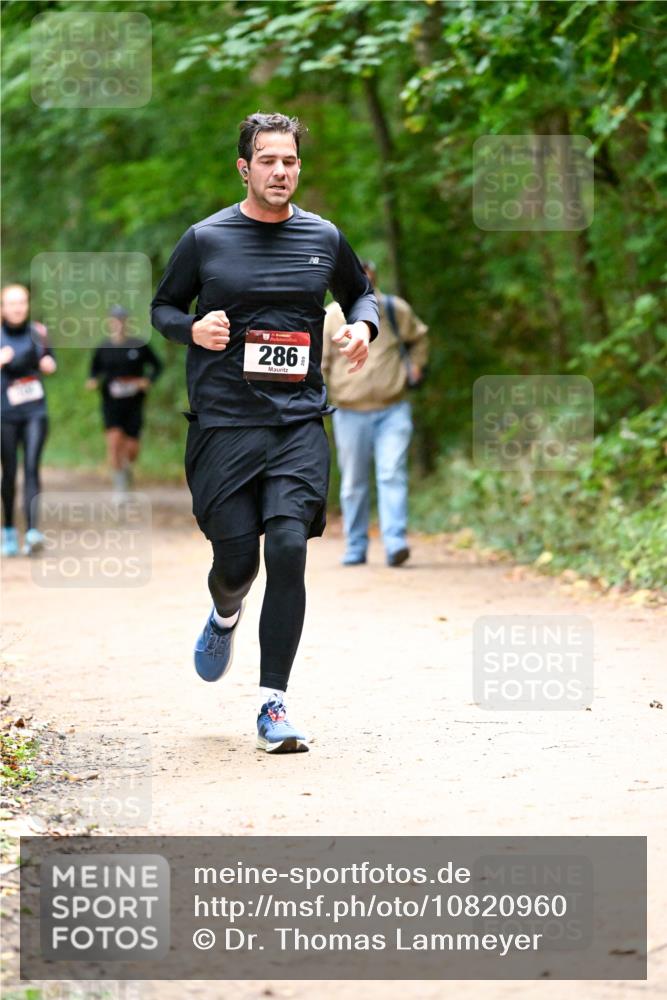 11.10.2026 - Bramfelder Halbmarathon 2026 Dr. Thomas Lammeyer http://msf.ph/oto/10820960 11.10.2026 10:23:49 Laufen 286 meine-sportfotos.de