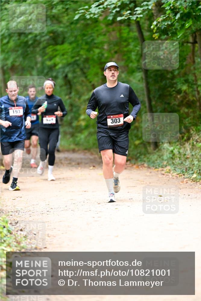11.10.2026 - Bramfelder Halbmarathon 2026 Dr. Thomas Lammeyer http://msf.ph/oto/10821001 11.10.2026 10:23:56 Laufen 193, 303 meine-sportfotos.de