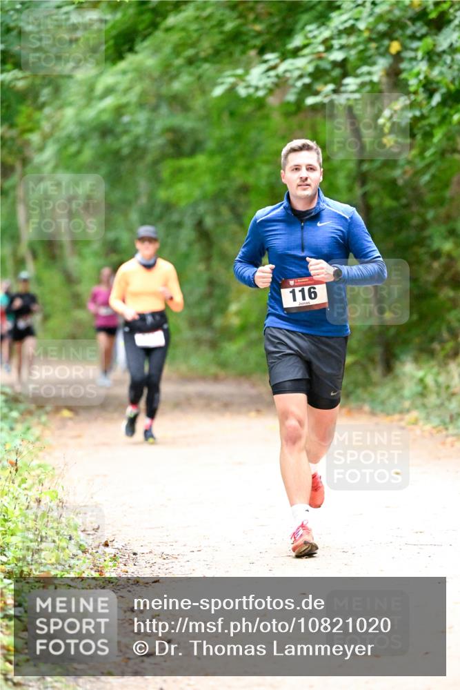 11.10.2026 - Bramfelder Halbmarathon 2026 Dr. Thomas Lammeyer http://msf.ph/oto/10821020 11.10.2026 10:24:02 Laufen 116 meine-sportfotos.de