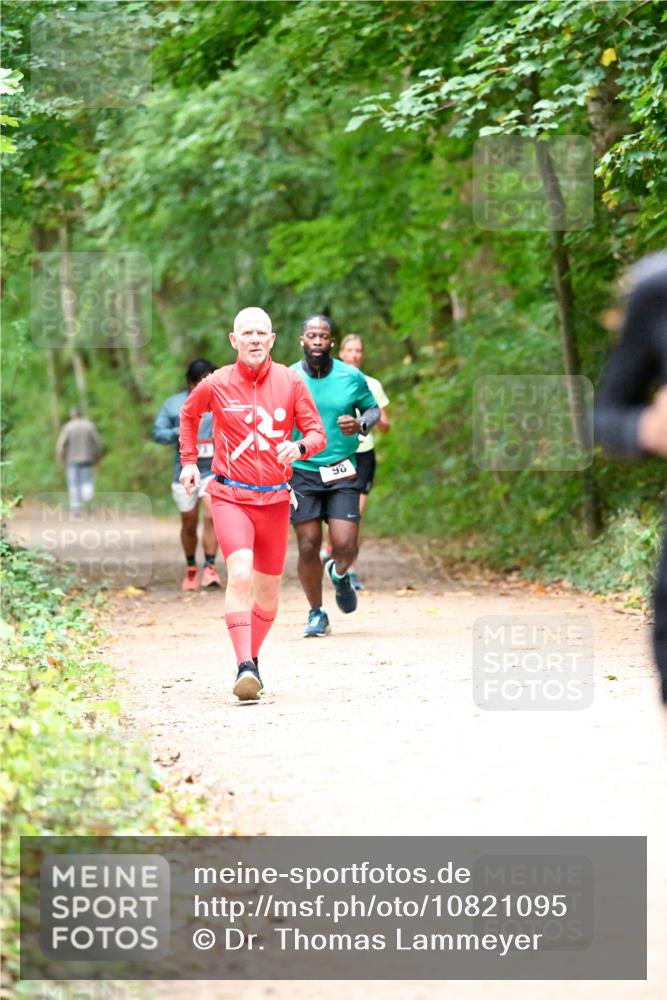 11.10.2026 - Bramfelder Halbmarathon 2026 Dr. Thomas Lammeyer http://msf.ph/oto/10821095 11.10.2026 10:24:15 Laufen 90 meine-sportfotos.de