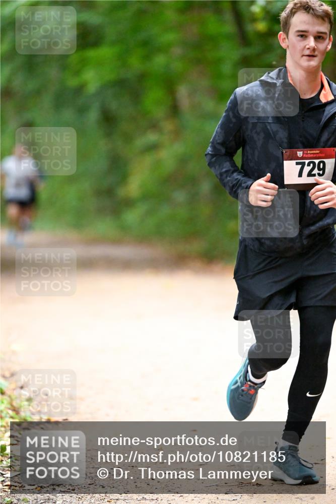 11.10.2026 - Bramfelder Halbmarathon 2026 Dr. Thomas Lammeyer http://msf.ph/oto/10821185 11.10.2026 10:24:49 Laufen 35, 729 meine-sportfotos.de
