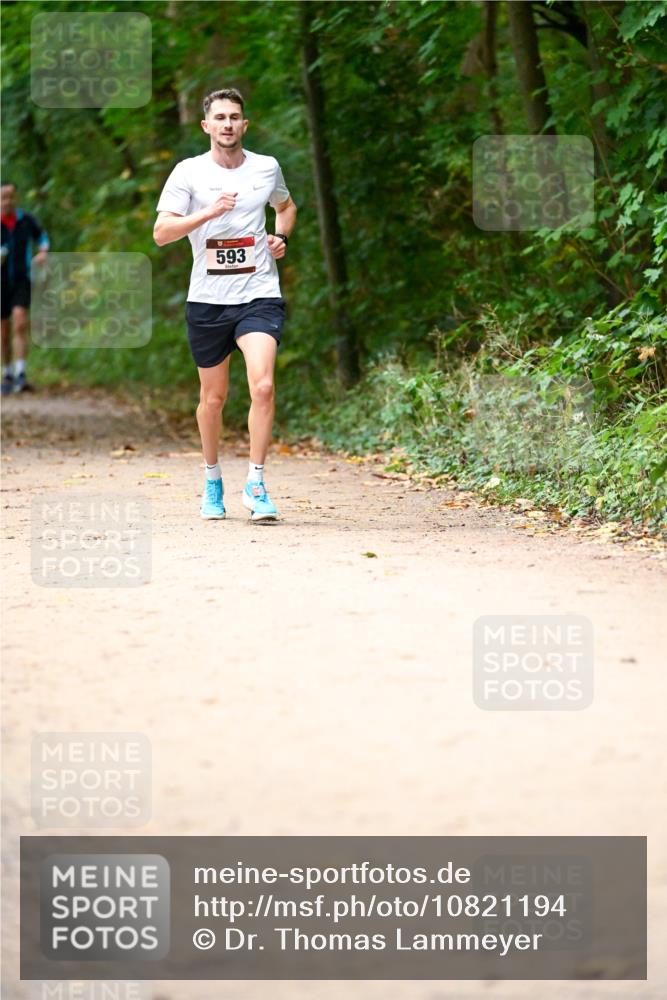11.10.2026 - Bramfelder Halbmarathon 2026 Dr. Thomas Lammeyer http://msf.ph/oto/10821194 11.10.2026 10:24:55 Laufen 593 meine-sportfotos.de