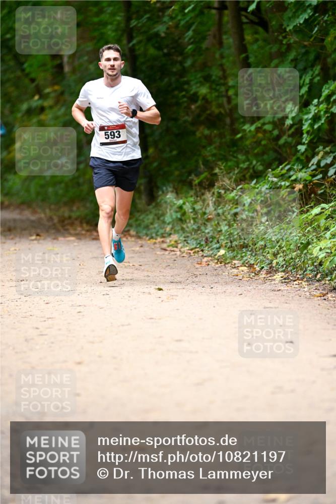 11.10.2026 - Bramfelder Halbmarathon 2026 Dr. Thomas Lammeyer http://msf.ph/oto/10821197 11.10.2026 10:24:55 Laufen 593 meine-sportfotos.de