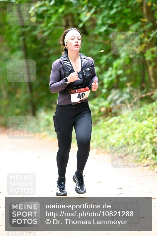 11.10.2026 - Bramfelder Halbmarathon 2026 Dr. Thomas Lammeyer http://msf.ph/oto/10821288 11.10.2026 10:25:16 Laufen 35, 40, 15 meine-sportfotos.de