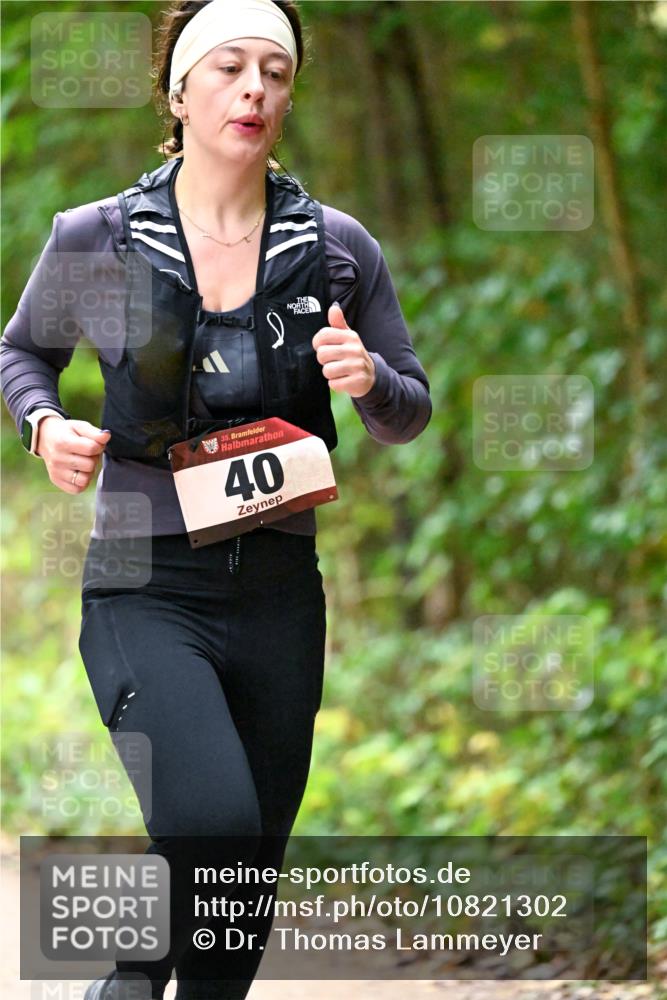 11.10.2026 - Bramfelder Halbmarathon 2026 Dr. Thomas Lammeyer http://msf.ph/oto/10821302 11.10.2026 10:25:18 Laufen 35, 40 meine-sportfotos.de